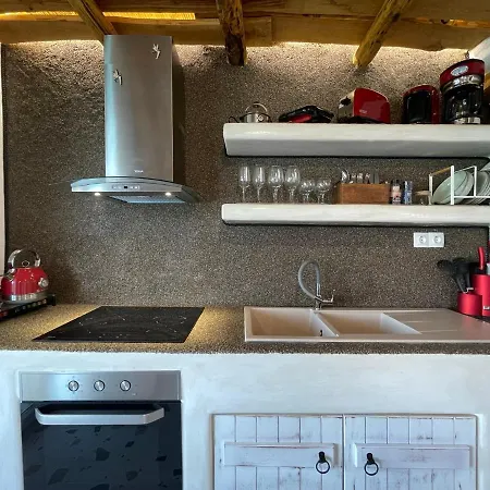Hada Seaside Holiday home *